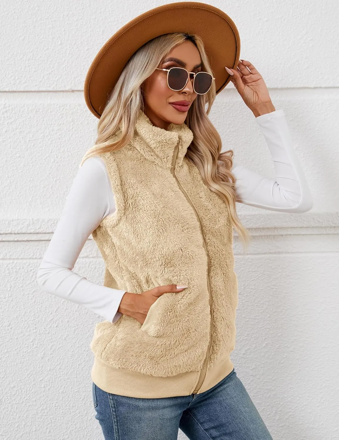 LOMON Womens Fuzzy Fleece Vest, Casual Warm Sleeveless Zip Up Sherpa Vest Jacket with Pockets for Fall/Winter