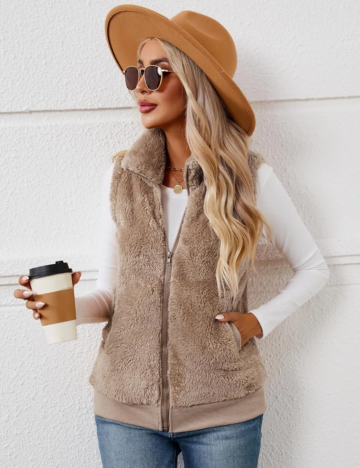 LOMON Womens Fuzzy Fleece Vest, Casual Warm Sleeveless Zip Up Sherpa Vest Jacket with Pockets for Fall/Winter