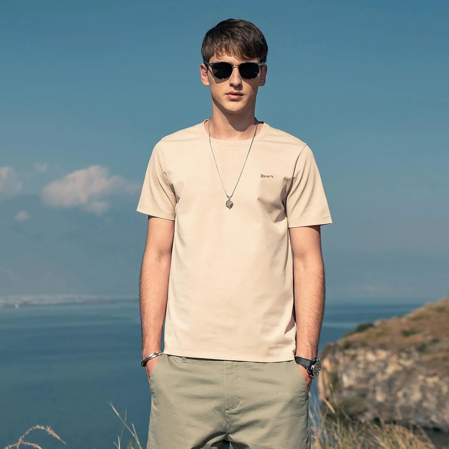 Men's Ice Silk T-Shirt,Quick Drying Breathable Top, Ice Silk Smooth Sports Shirt