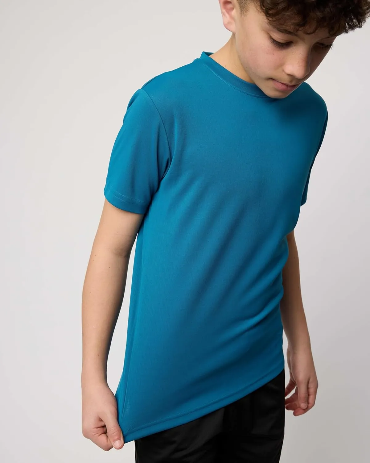 Real Essentials 5 Pack: Youth Mesh Moisture Wicking Active Athletic Performance Short-Sleeve T-Shirt Boys & Girls