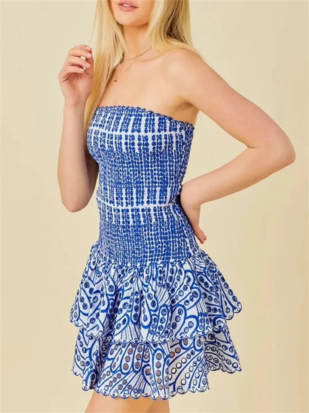 Women Sexy Contrast Color Hollow Out Mini Dress Strapless Sleeveless Backless High Waist Spliced Ruffle Slim Dress