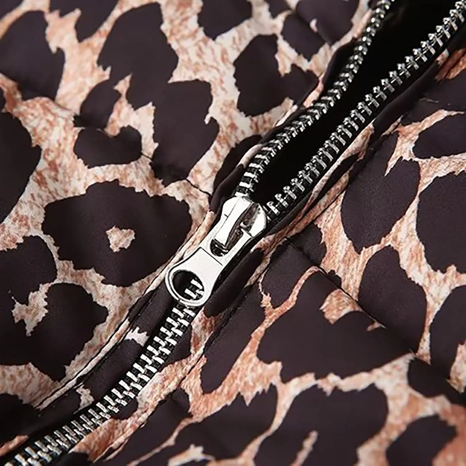 Womens Leopard Print Cropped Puffer Jacket Winter Warm Stand Collar Zip Up Short Down Coat Outwears