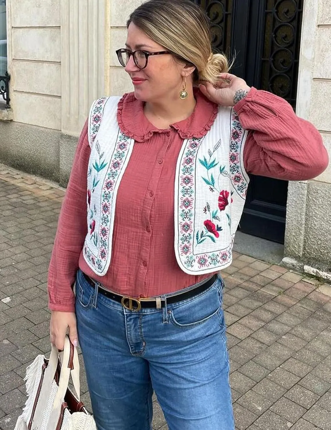 Yimoon Women's Vintage Floral Embroidered Vest Boho Casual Open Front Sleeveless Cardigan Waistcoat